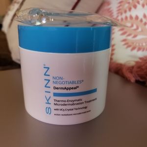 COPY - SKINN Non-Negotiables 8 oz. DermAppeal with Spatula *Sealed